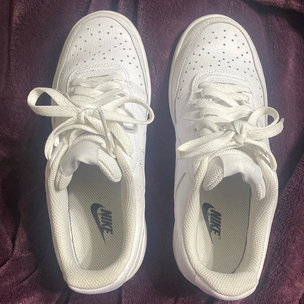 Nike court vision low